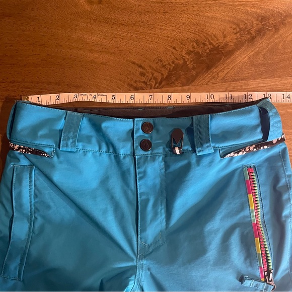 Volcom Kitty Snow Pants - Picture 11 of 15